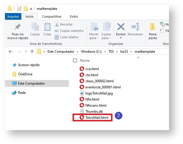 Imagem com janela do sistema operacional windows aberta na pasta mailtemplate do TSS com destaque em vermelho para o arquivo TotvsMail.html